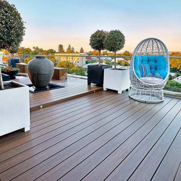 pose-terrasse-bois-composite-perpignan-pyrenees-orientales-66