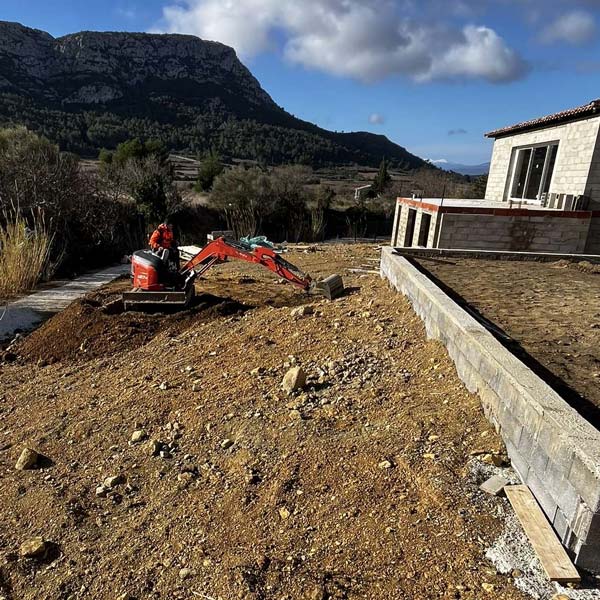 terrassement-paysagiste-laroque-des-alberes-montesquieu-des-alberes-66